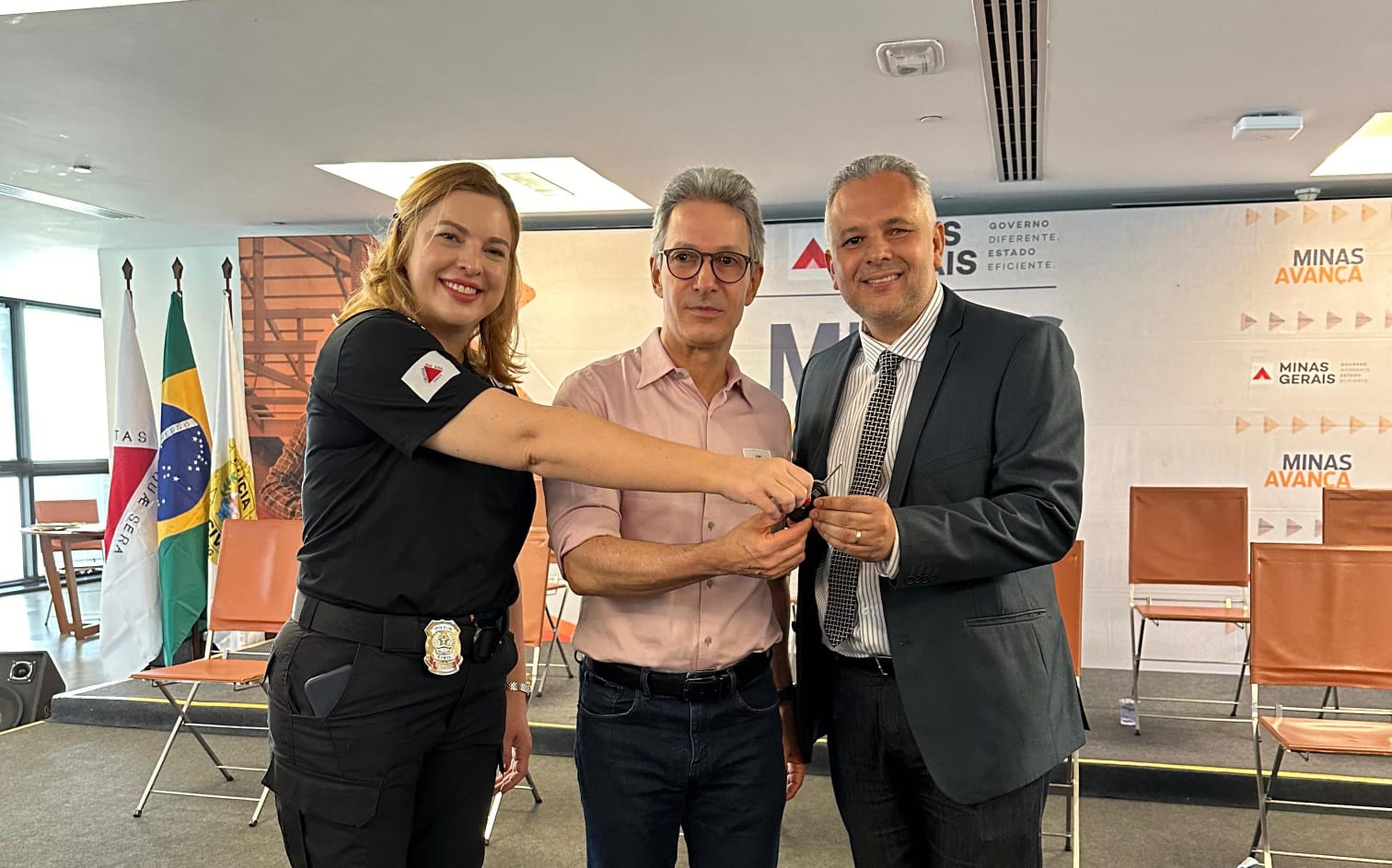 Eduardo_Zema-e-delegada-geral-PC